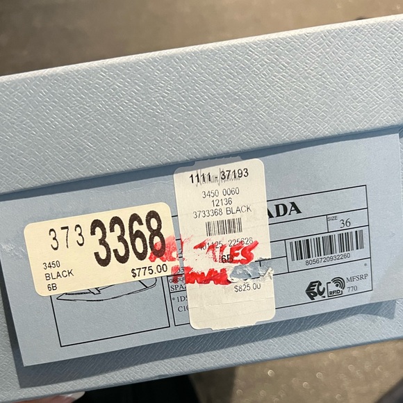 PRADA LEATHER FLATS size 36 - Picture 5 of 9